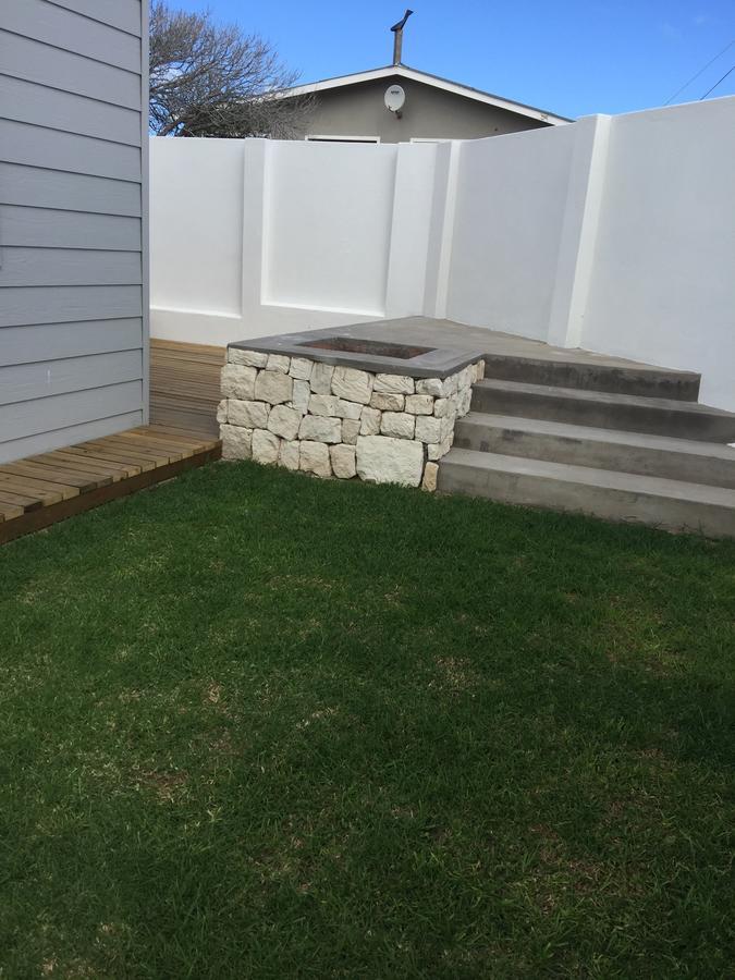 D’Hub guest cottage Agulhas Esterno foto